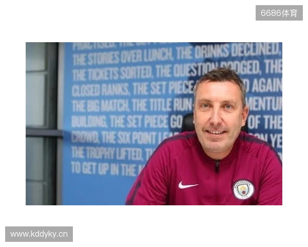 电讯报：纽卡有意引进小将斯密特，该球员非常乐意在一月加盟